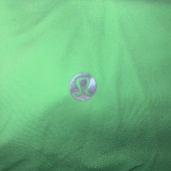 Lululemon Align High-Neck Tank Top
Scream Green Light size 0 good Used condition - Picture 3 of 6